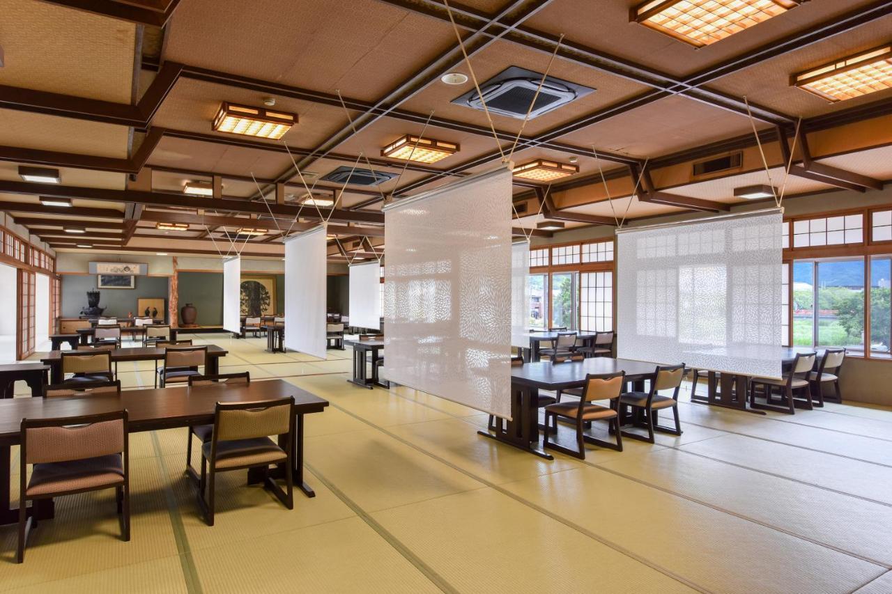 โคเซ็นคากุ โยโจกัน Hotel Yurihama ภายนอก รูปภาพ